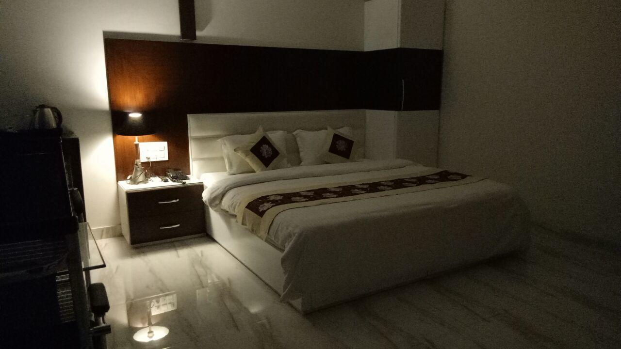 Hotel Neelam Moga Ludhiana Dış mekan fotoğraf